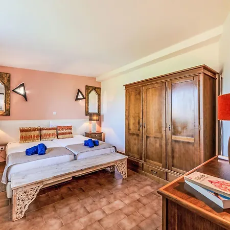 بيت للعطل Antonica By Interhome *