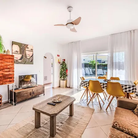 Antonica By Interhome Hébergement de vacances *