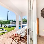 度假居 Antonica By Interhome